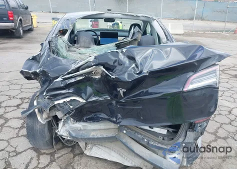 2018 Tesla Model 3 from USA, damaged, VIN 5YJ3E1EA4JF070268